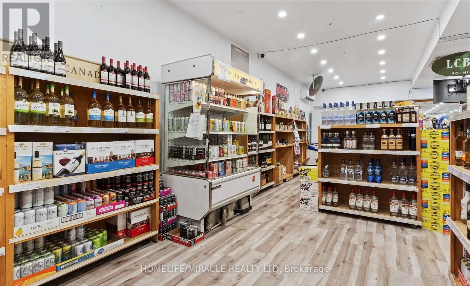 39 Sandy Plains Road N, Seguin, Ontario  P2A 2W8 - Photo 17 - X12486386