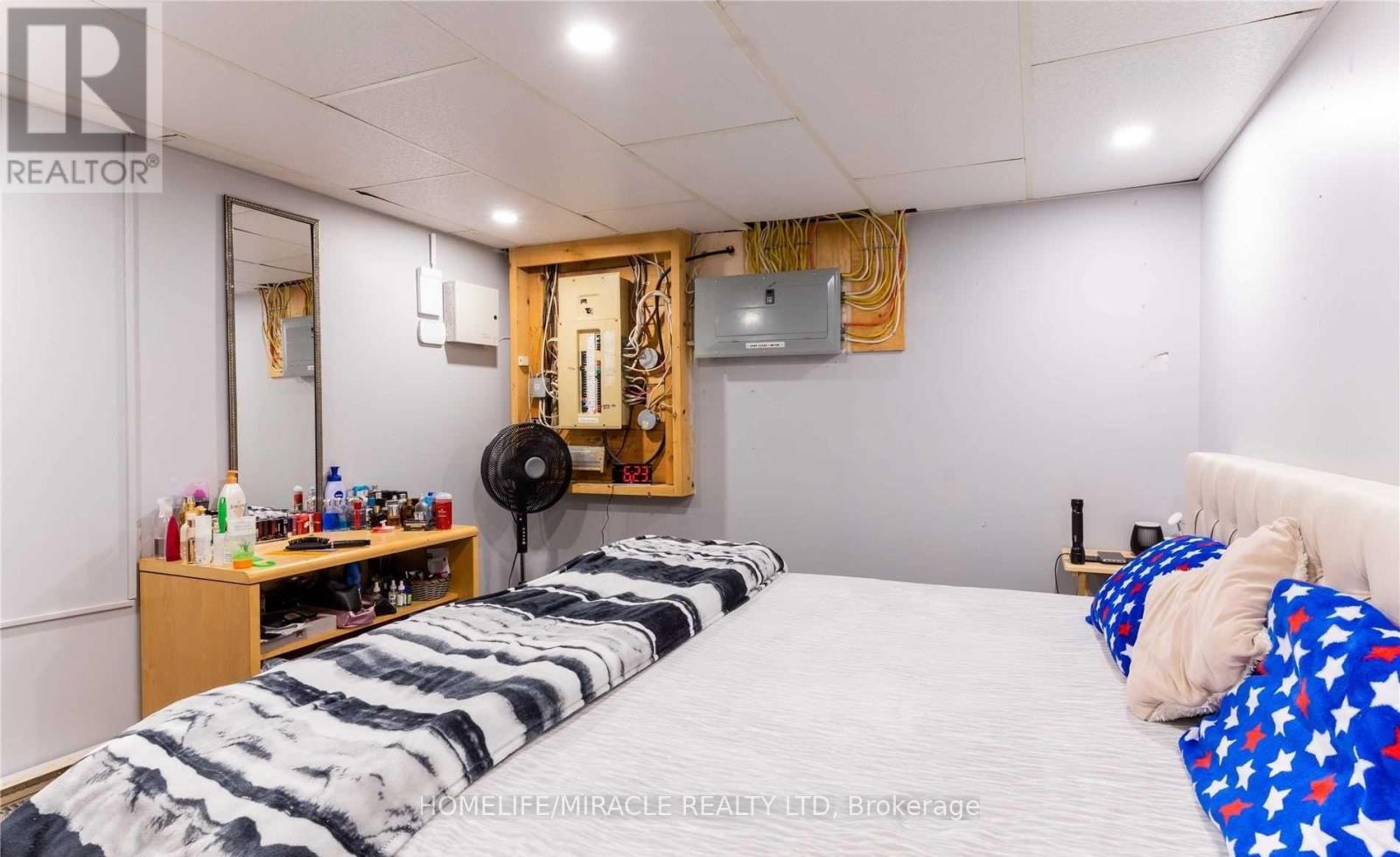 39 Sandy Plains Road N, Seguin, Ontario  P2A 2W8 - Photo 21 - X12486386