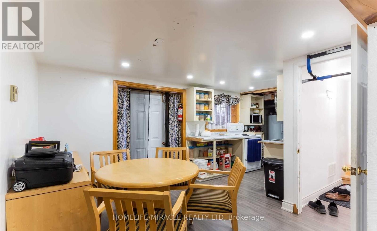 39 Sandy Plains Road N, Seguin, Ontario  P2A 2W8 - Photo 23 - X12486386