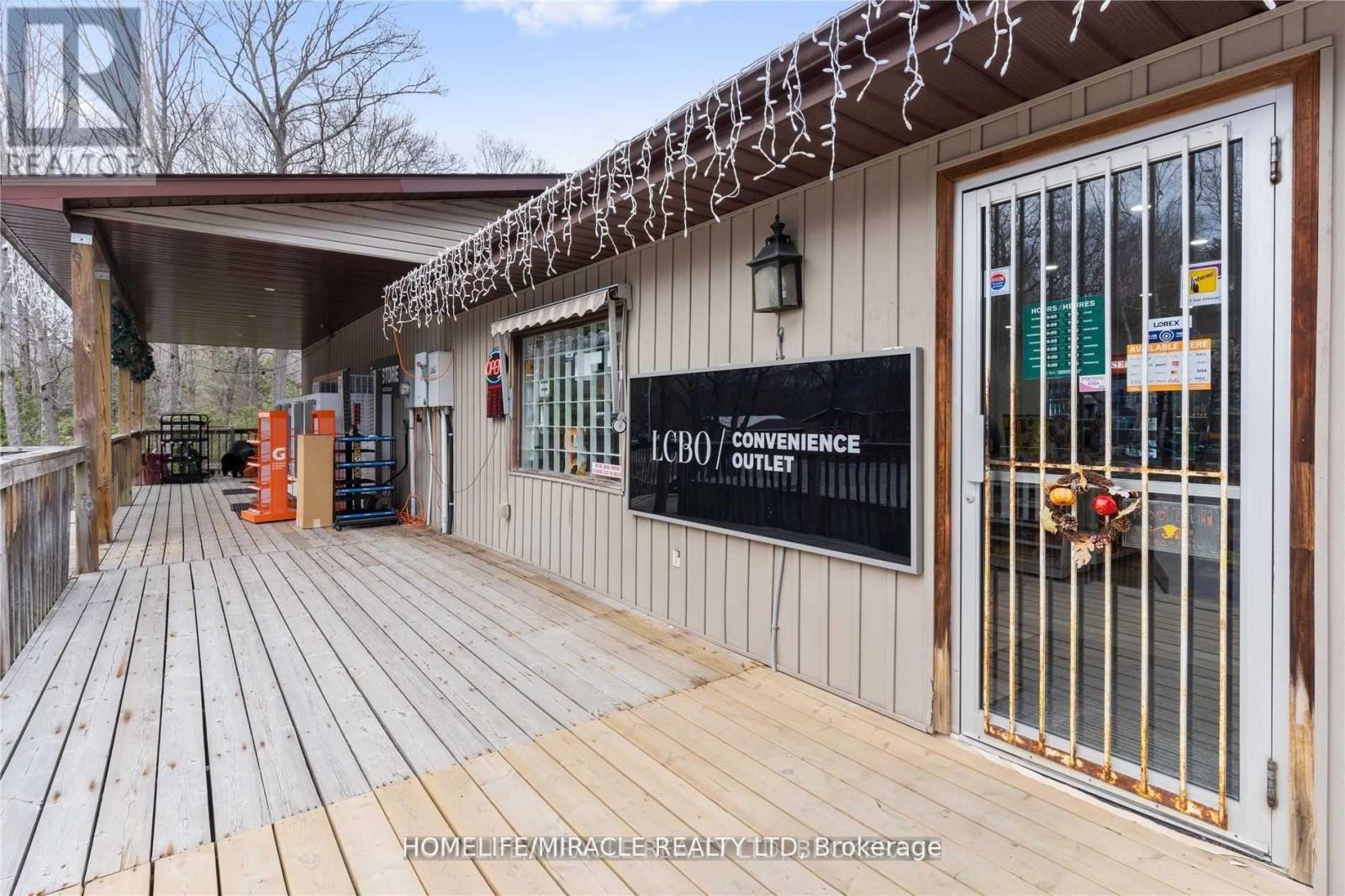 39 Sandy Plains Road N, Seguin, Ontario  P2A 2W8 - Photo 8 - X12486386