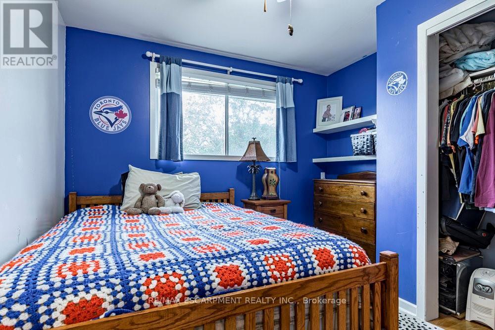 6871 Corwin Crescent, Niagara Falls, Ontario  L2G 2M9 - Photo 11 - X12486391