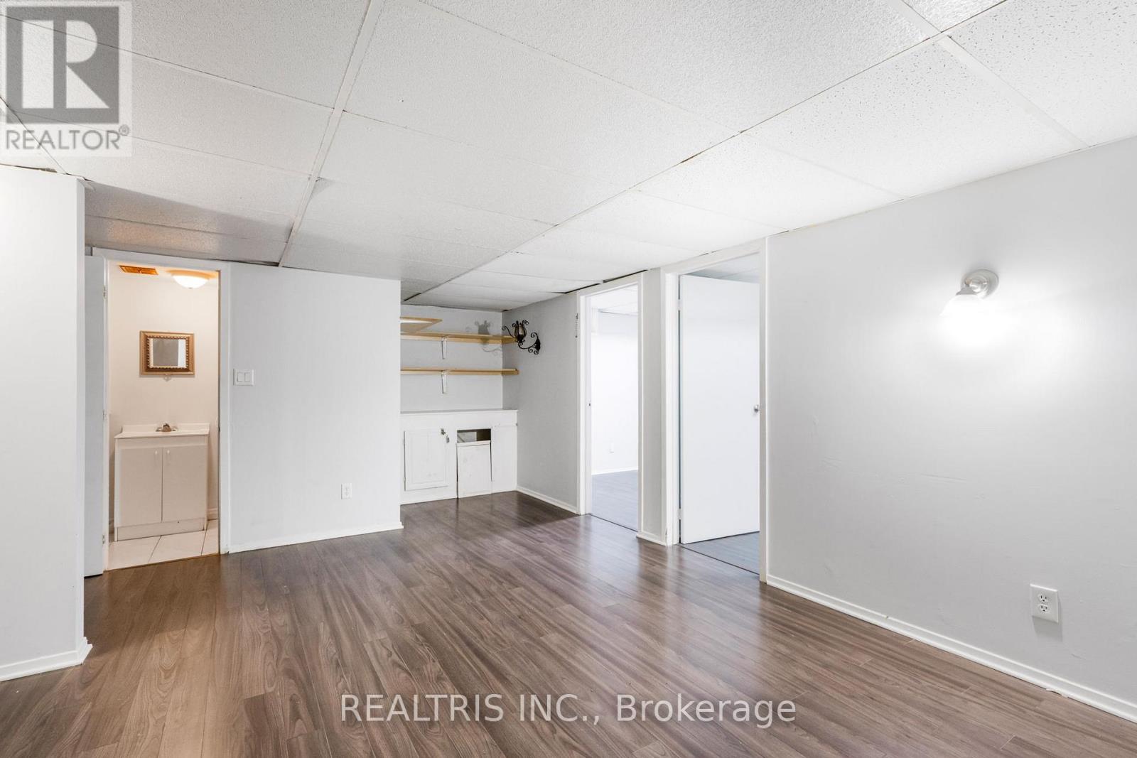 1598 Meadowfield Place, Ottawa, Ontario  K1C 5V6 - Photo 24 - X12486459