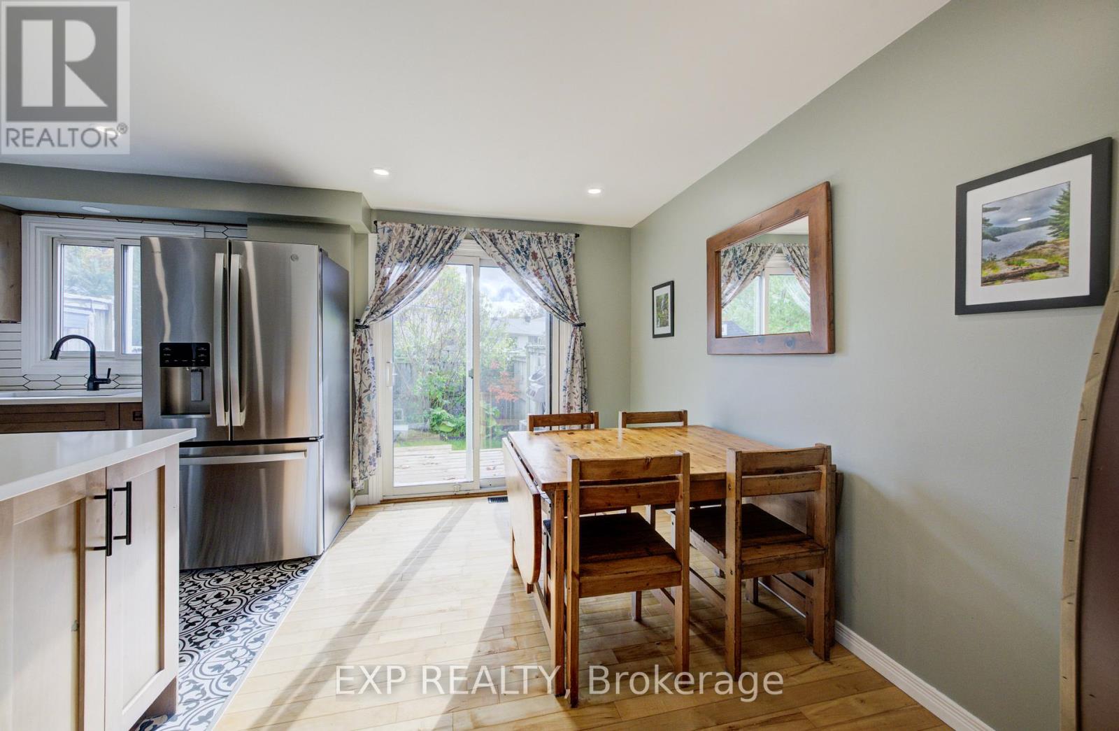 215 Preston Parkway, Cambridge, Ontario  N3H 4Z5 - Photo 9 - X12486463