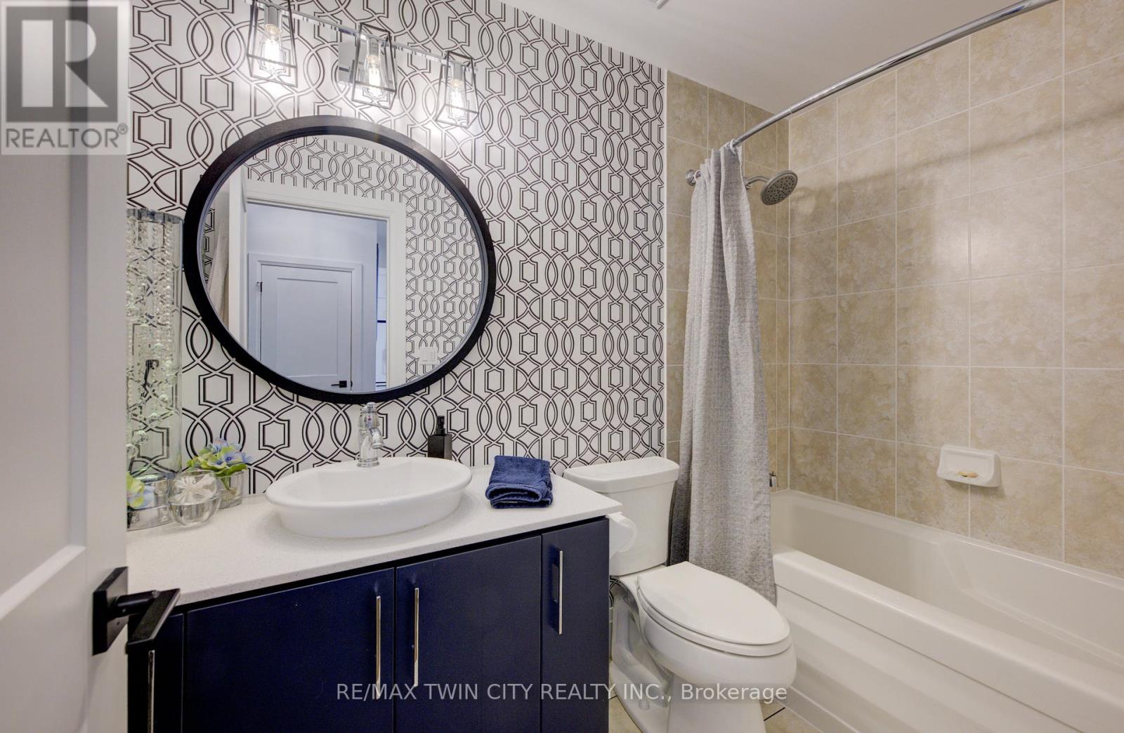 608 - 410 King Street W, Kitchener, Ontario  N2G 1C3 - Photo 21 - X12486481