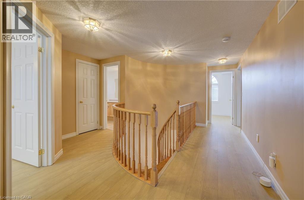 216 Mcnichol Drive, Cambridge, Ontario  N1P 1J3 - Photo 15 - 40769830