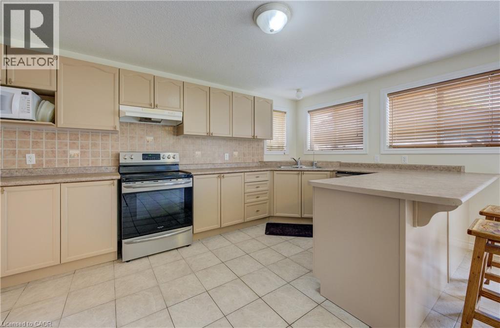 216 Mcnichol Drive, Cambridge, Ontario  N1P 1J3 - Photo 9 - 40769830