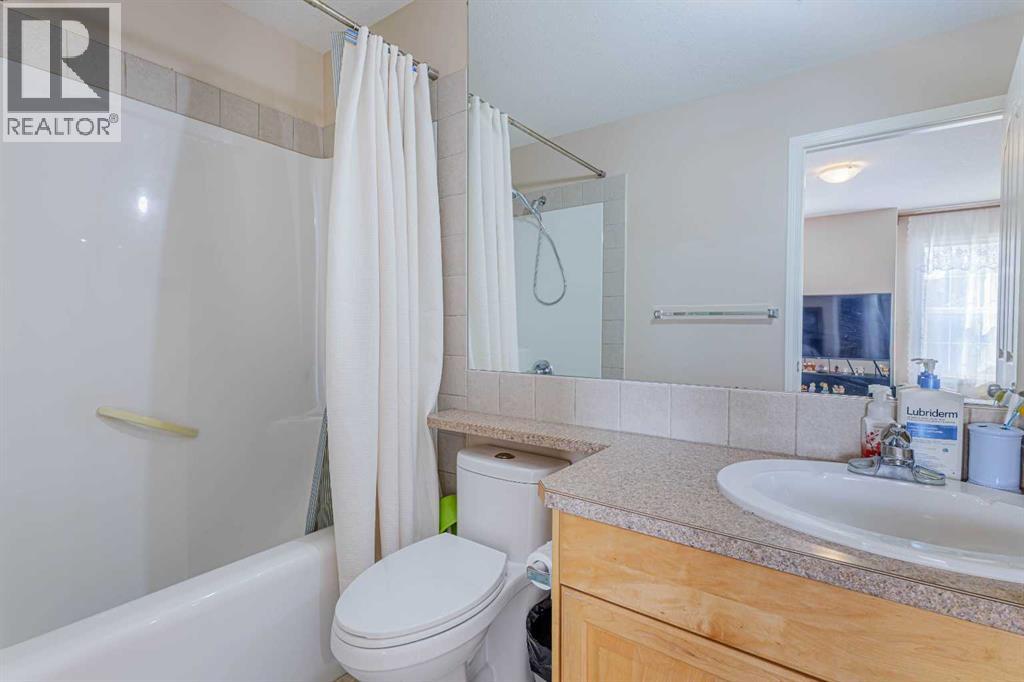 35 Bridlecrest Road Sw, Calgary, Alberta  T2Y 5J2 - Photo 28 - A2255048