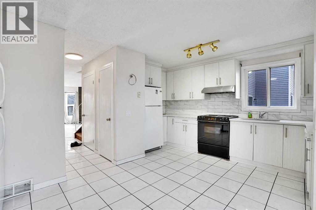 48 Whitworth Way Ne, Calgary, Alberta  T1Y 6A8 - Photo 11 - A2261123