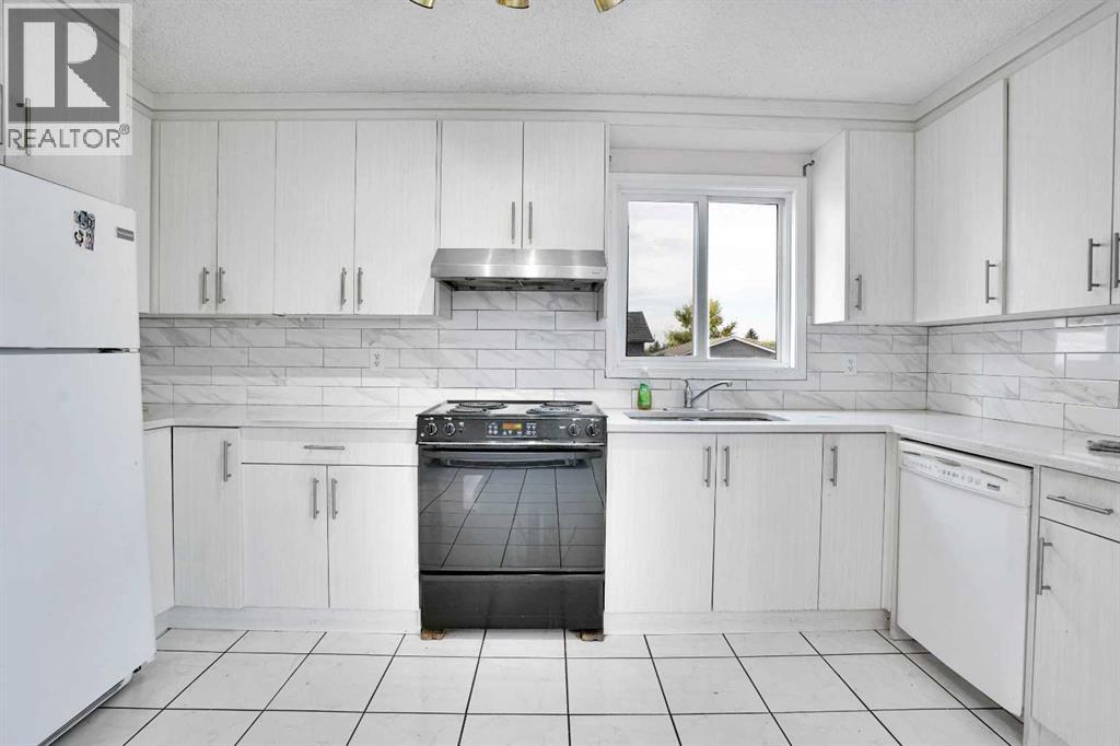 48 Whitworth Way Ne, Calgary, Alberta  T1Y 6A8 - Photo 12 - A2261123