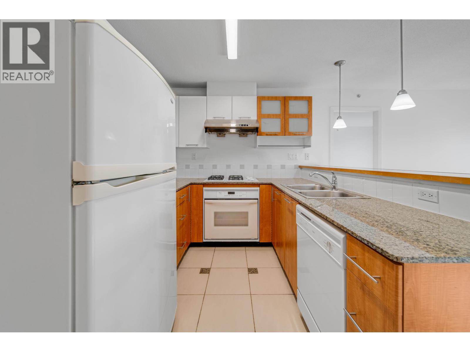 705 7831 Westminster Highway, Richmond, British Columbia  V6X 4J4 - Photo 11 - R3062429