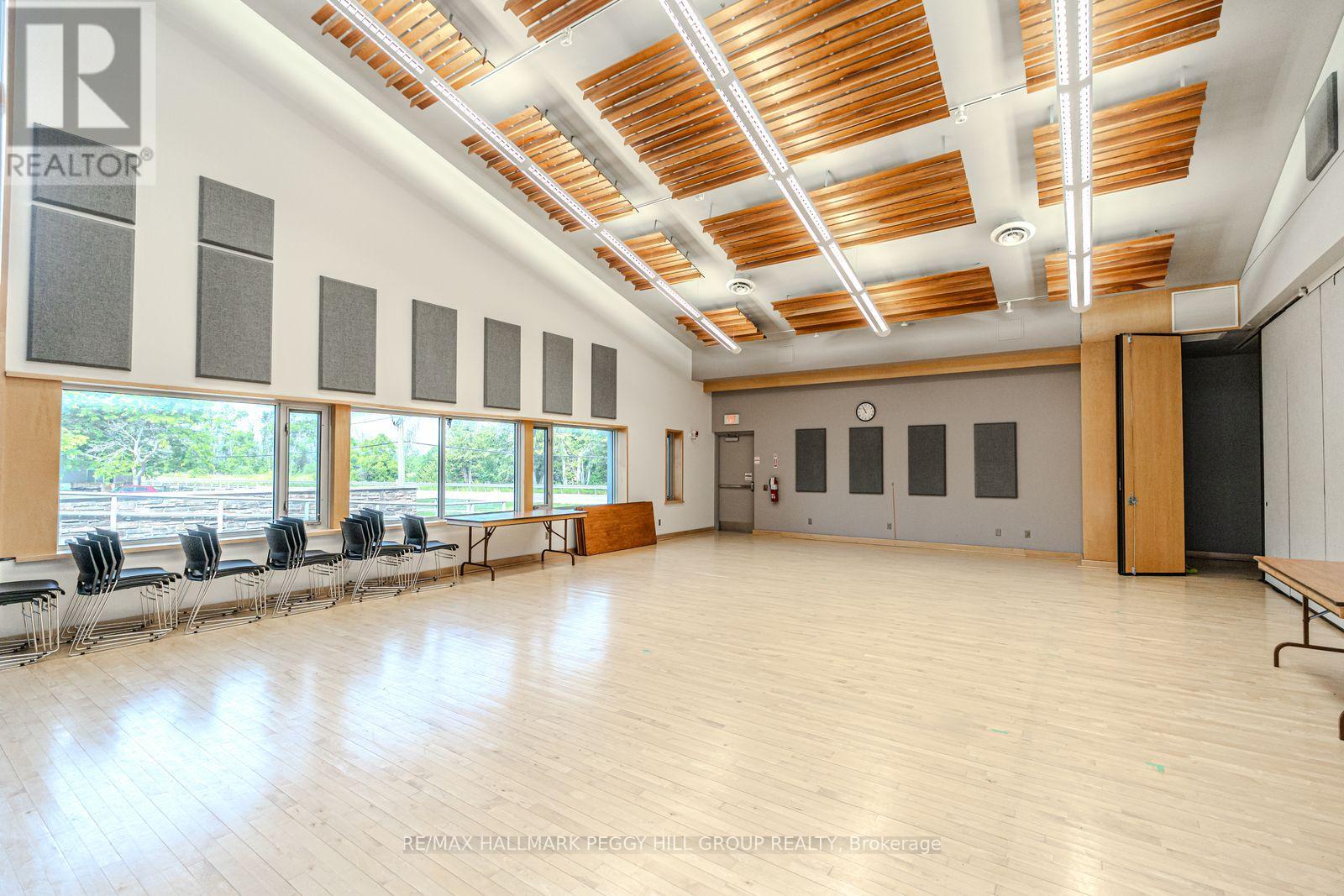 85 Hawthorne Drive, Innisfil, Ontario  L9S 1N5 - Photo 14 - N12444092