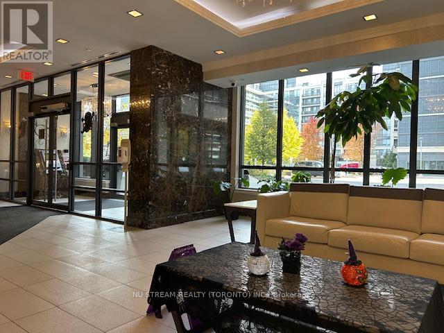 721 - 370 Highway 7 E, Richmond Hill, Ontario  L4B 0C4 - Photo 4 - N12486305