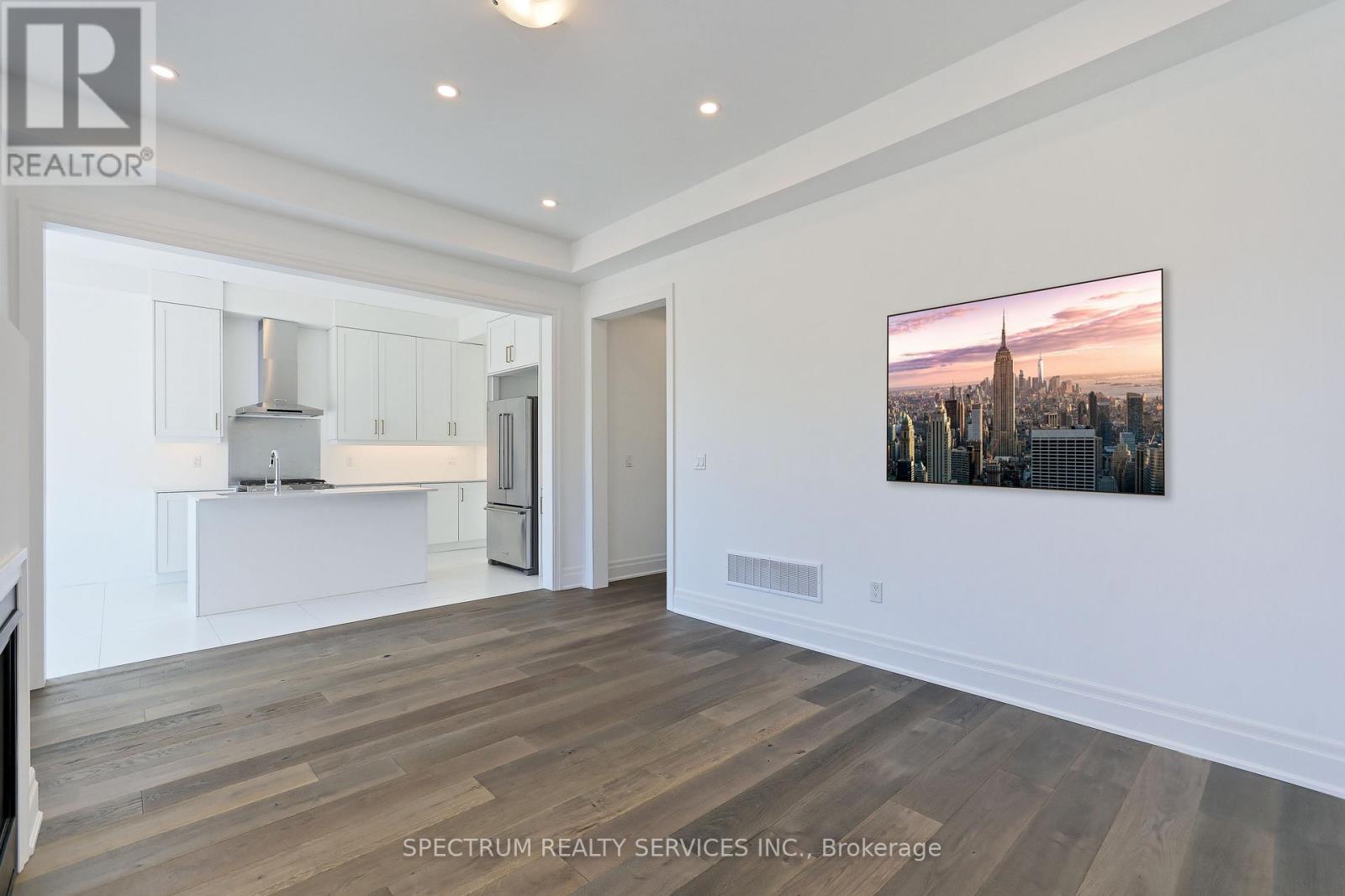 19 Swamp Sparrow Court, Caledon, Ontario  L7C 4M7 - Photo 10 - W12336321