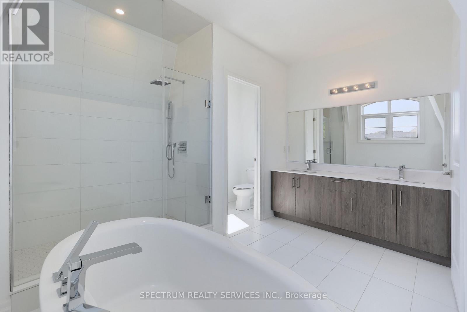 19 Swamp Sparrow Court, Caledon, Ontario  L7C 4M7 - Photo 30 - W12336321