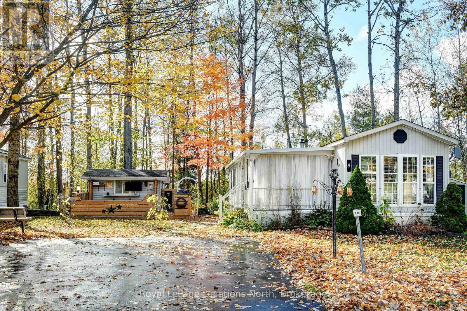 8 Prince Edward Drive, Springwater, Ontario  L0L 1P0 - Photo 31 - S12486591