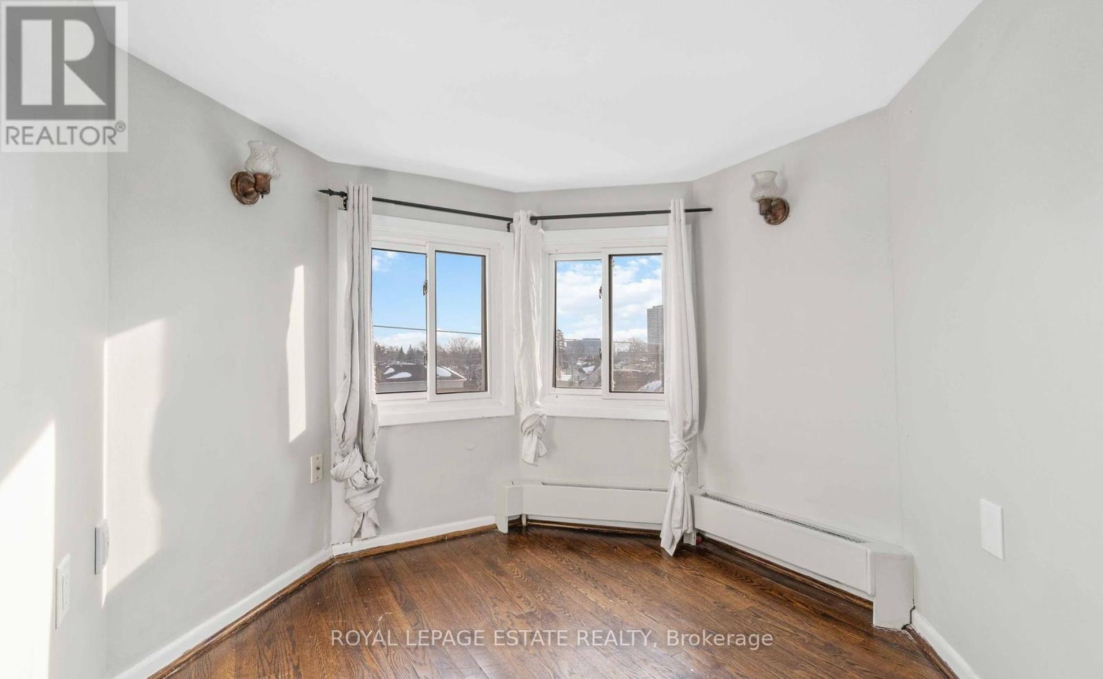 5 - 142 Westlake Avenue, Toronto, Ontario  M4C 4R9 - Photo 8 - E12486529