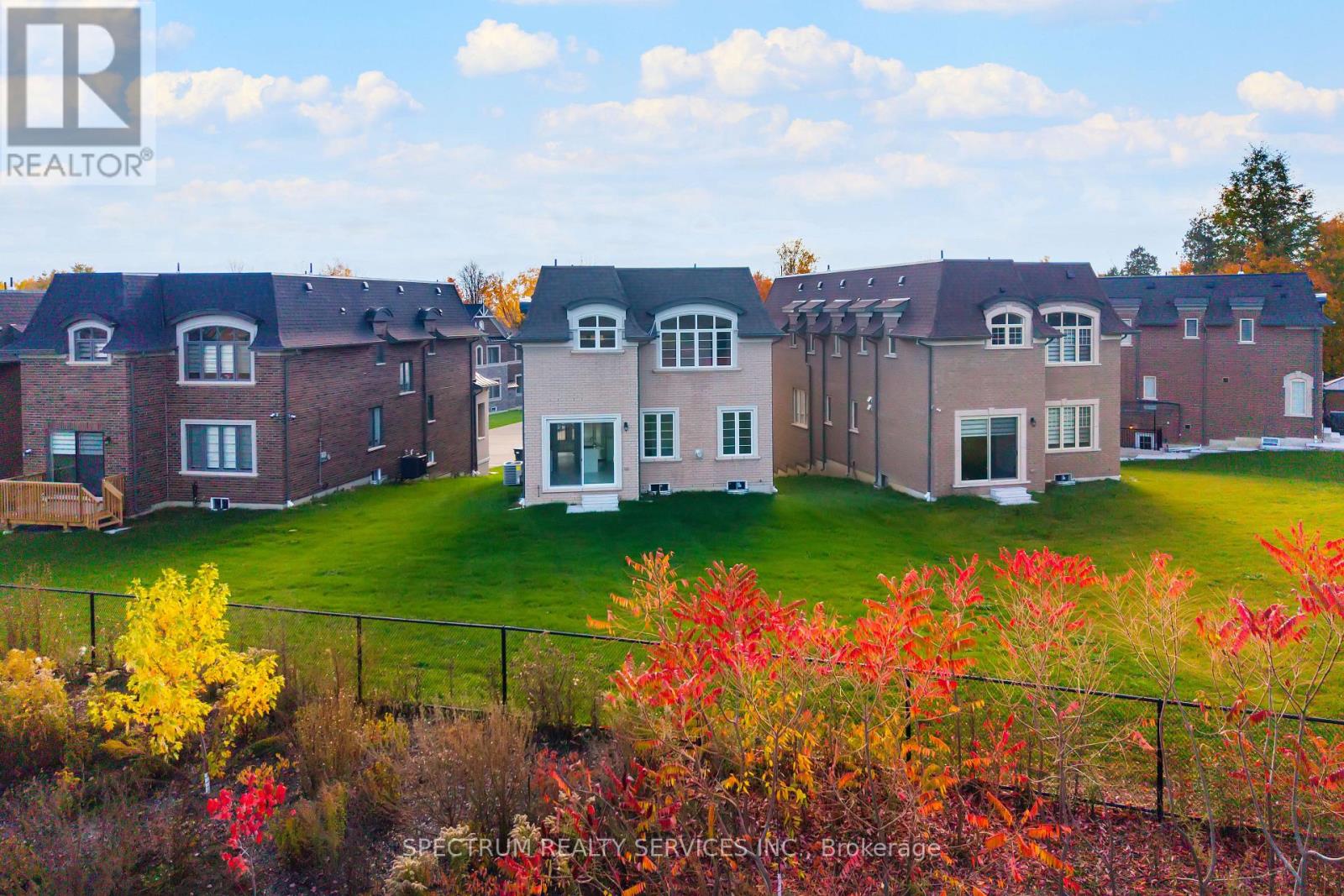 19 Swamp Sparrow Court, Caledon, Ontario  L7C 4M7 - Photo 49 - W12336321