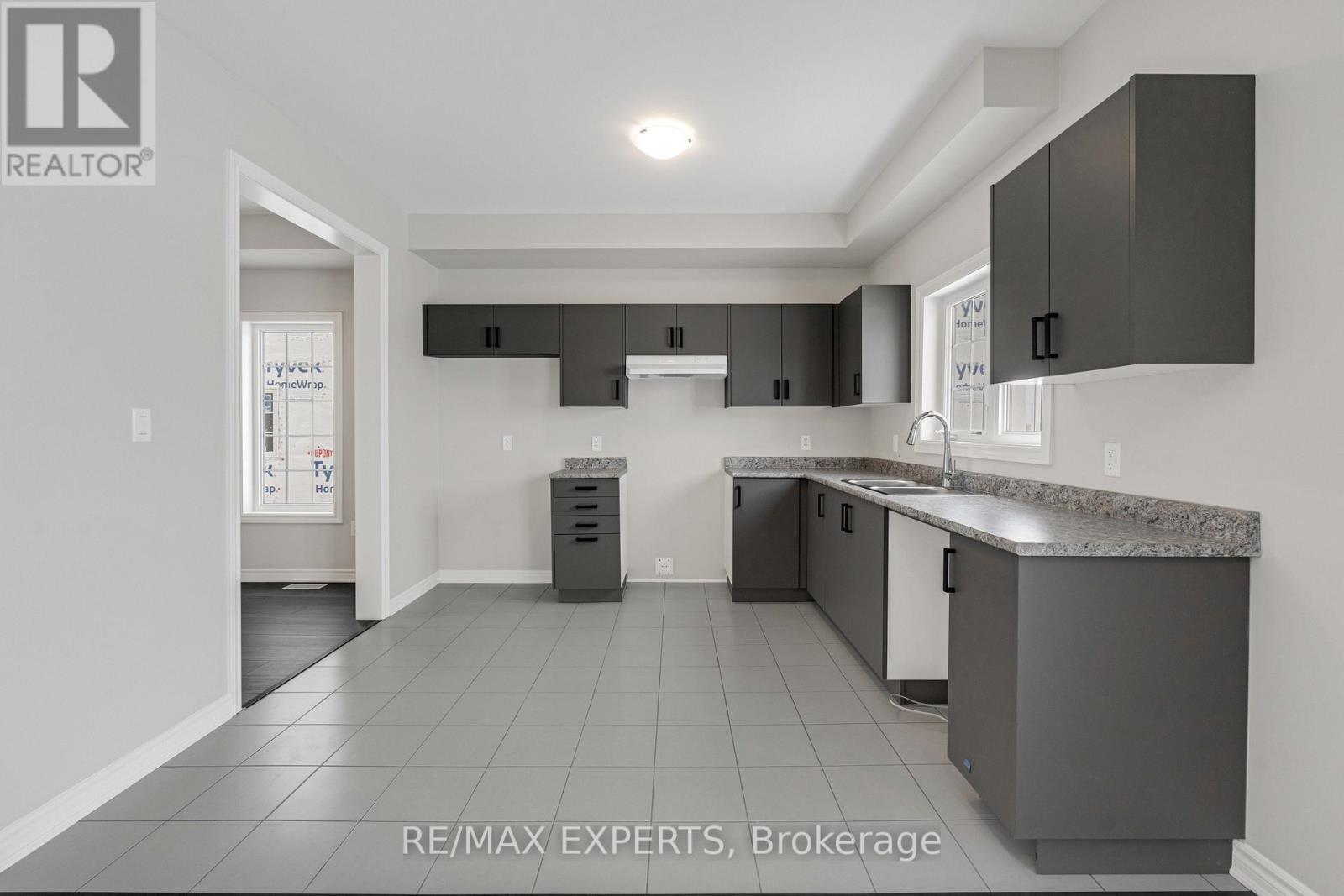 282 Springfield Crescent, Clearview, Ontario  L0M 1S0 - Photo 10 - S12327970