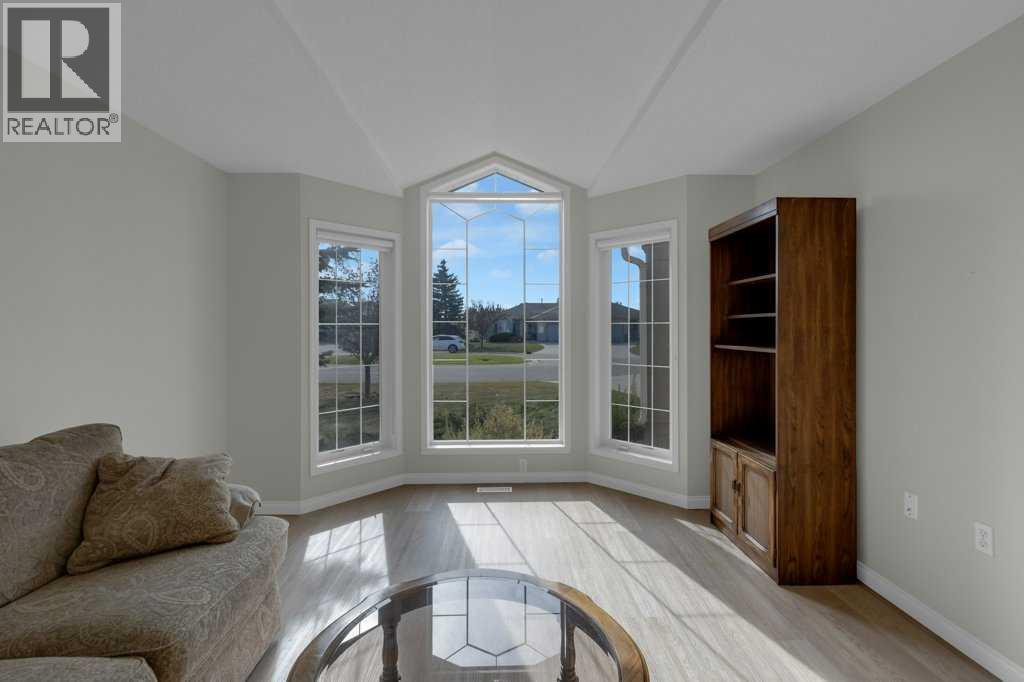 129 Covenant Bay, Rural Rocky View County, Alberta  T1X 1G2 - Photo 4 - A2261931