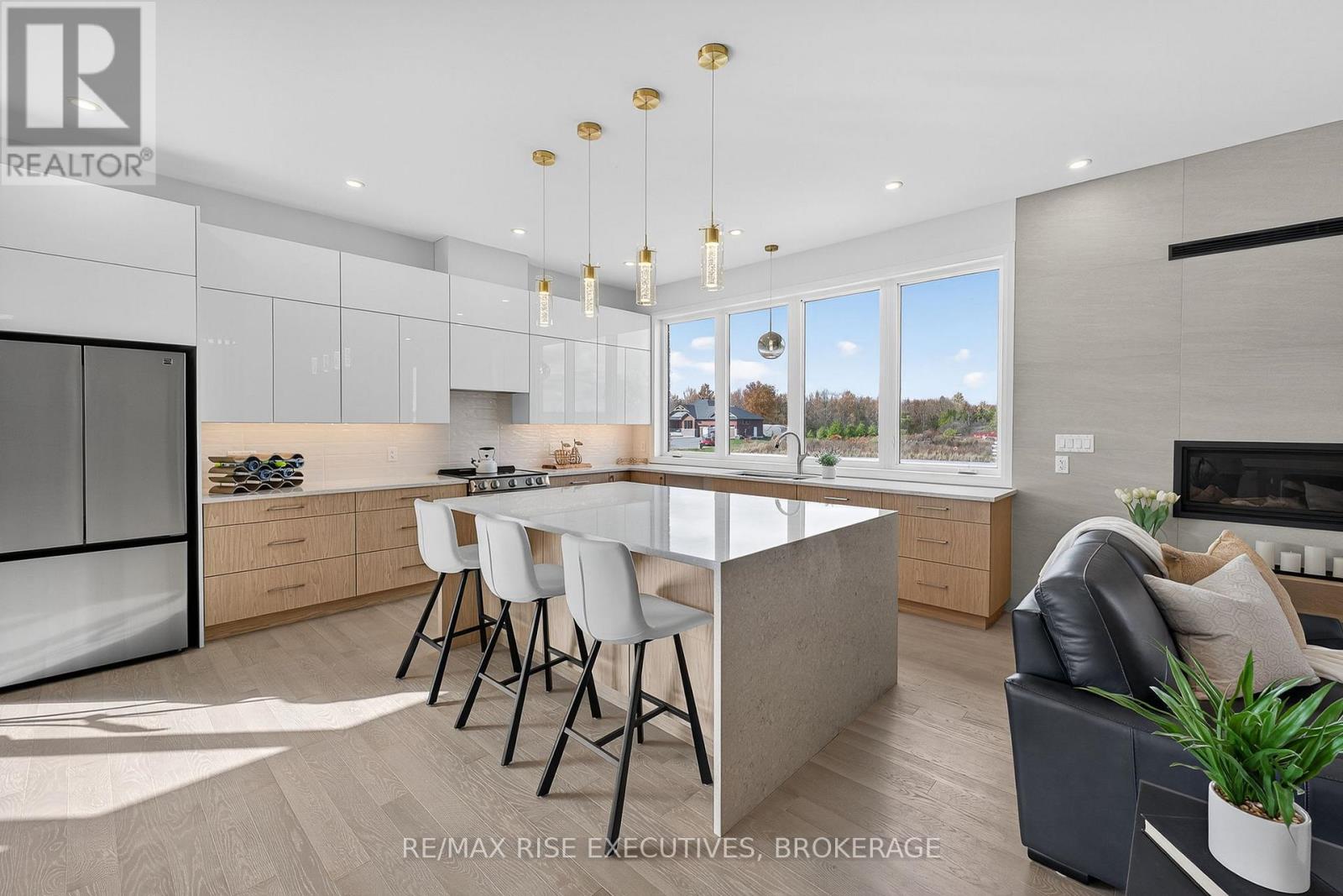 158 Summerside Drive, Frontenac (Frontenac South), Ontario  K0H 1X0 - Photo 11 - X12486618