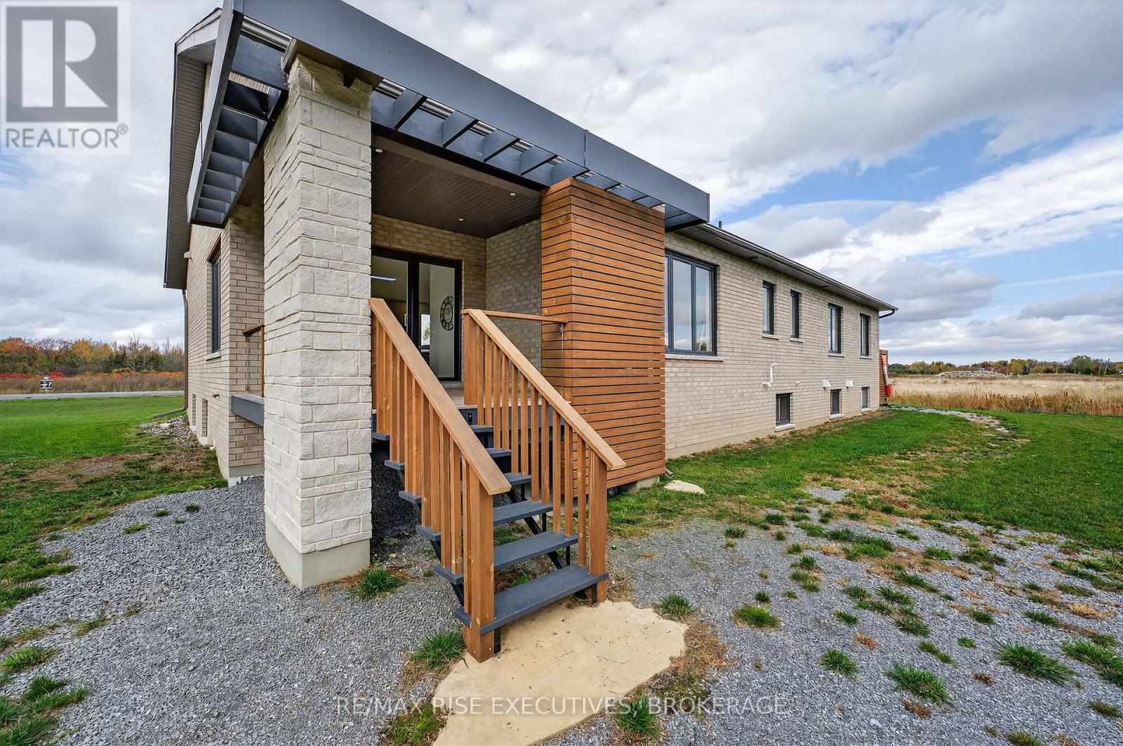 158 Summerside Drive, Frontenac (Frontenac South), Ontario  K0H 1X0 - Photo 44 - X12486618