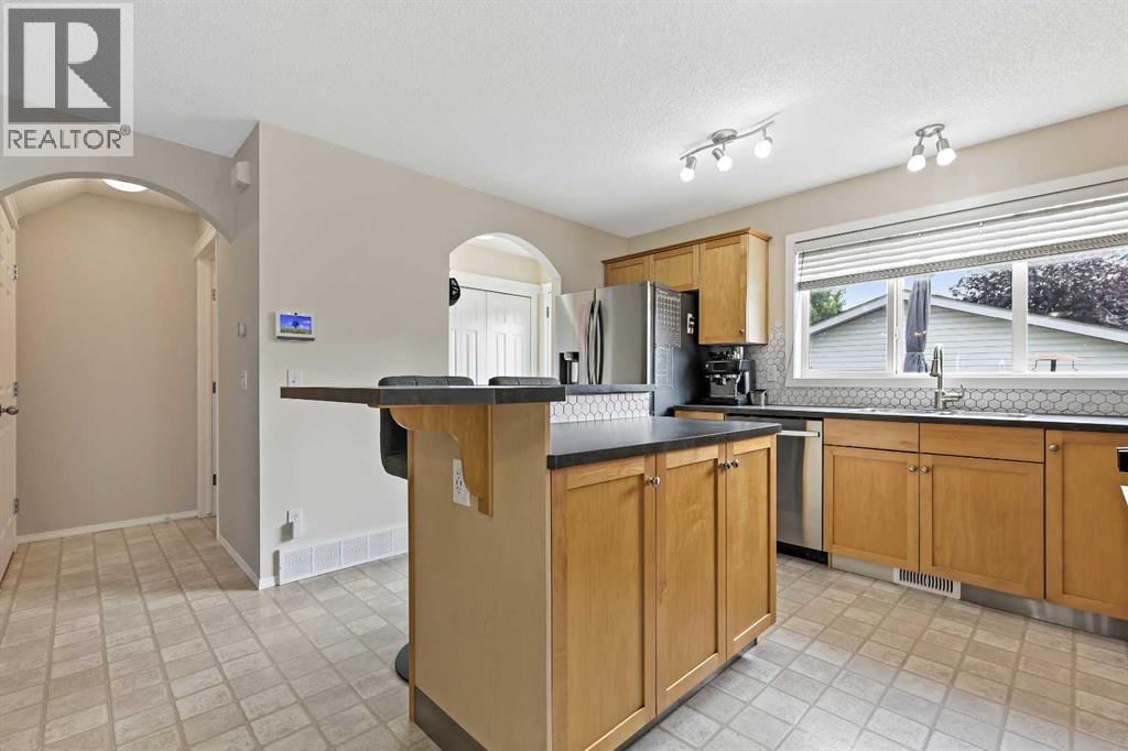 67 Copperfield Heights Se, Calgary, Alberta  T2Z 4R5 - Photo 9 - A2266841