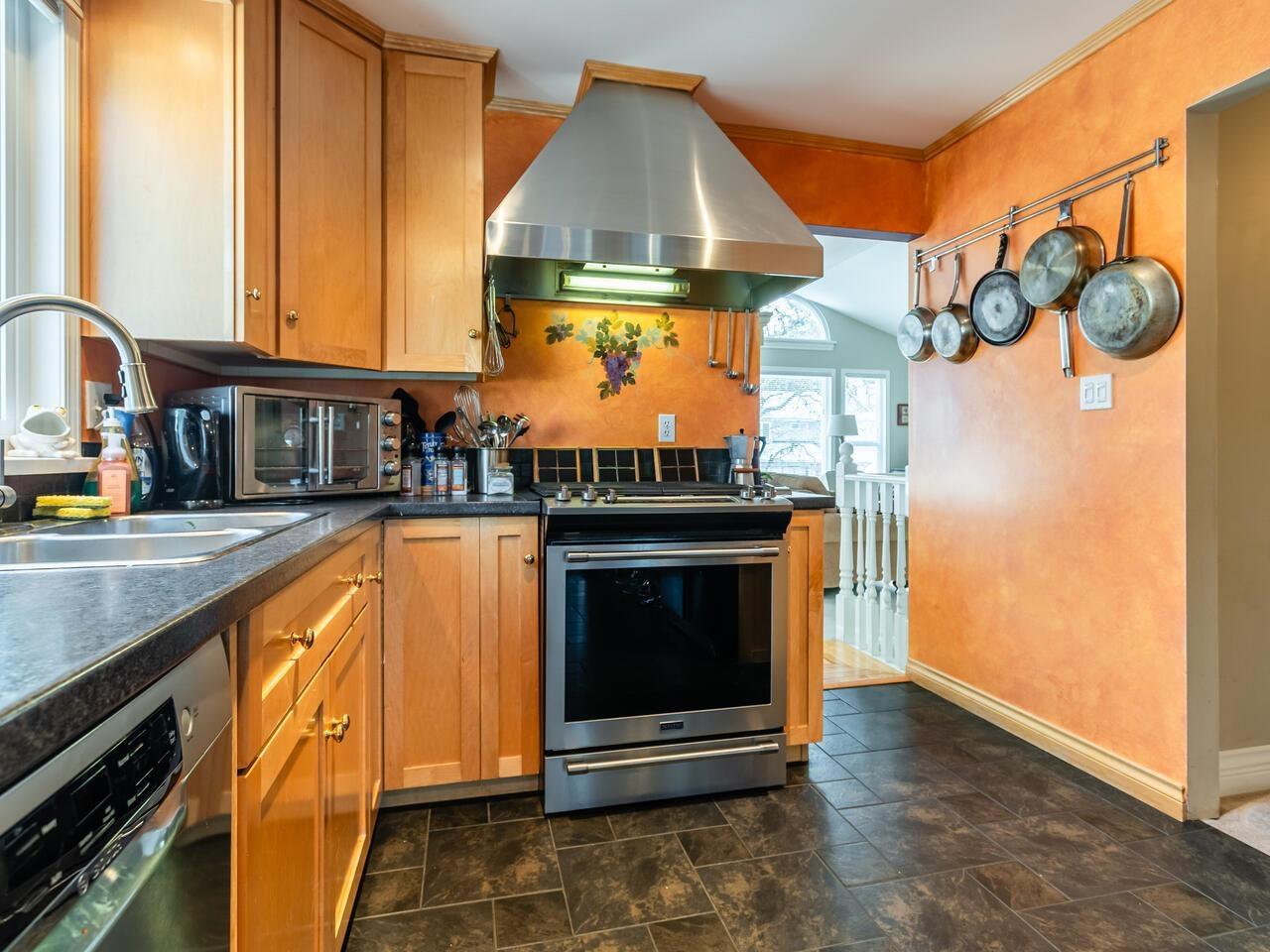 2815 Westside Place, Abbotsford, British Columbia  V2T 4W4 - Photo 10 - R3062411