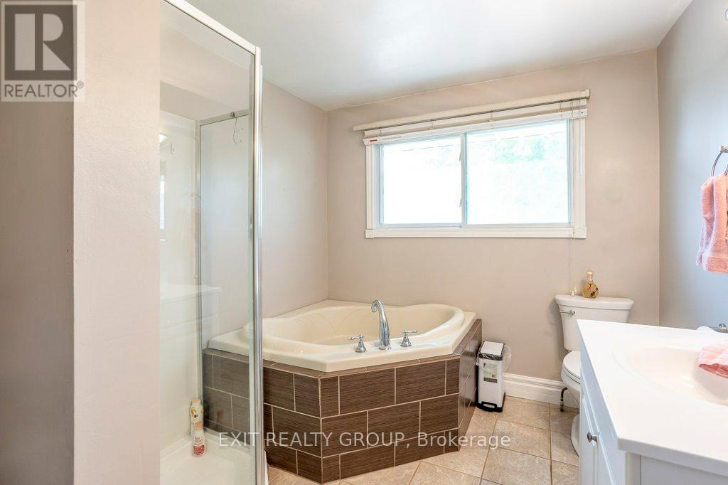 12 Nelson Street, Quinte West, Ontario  K0K 1E0 - Photo 24 - X12486632