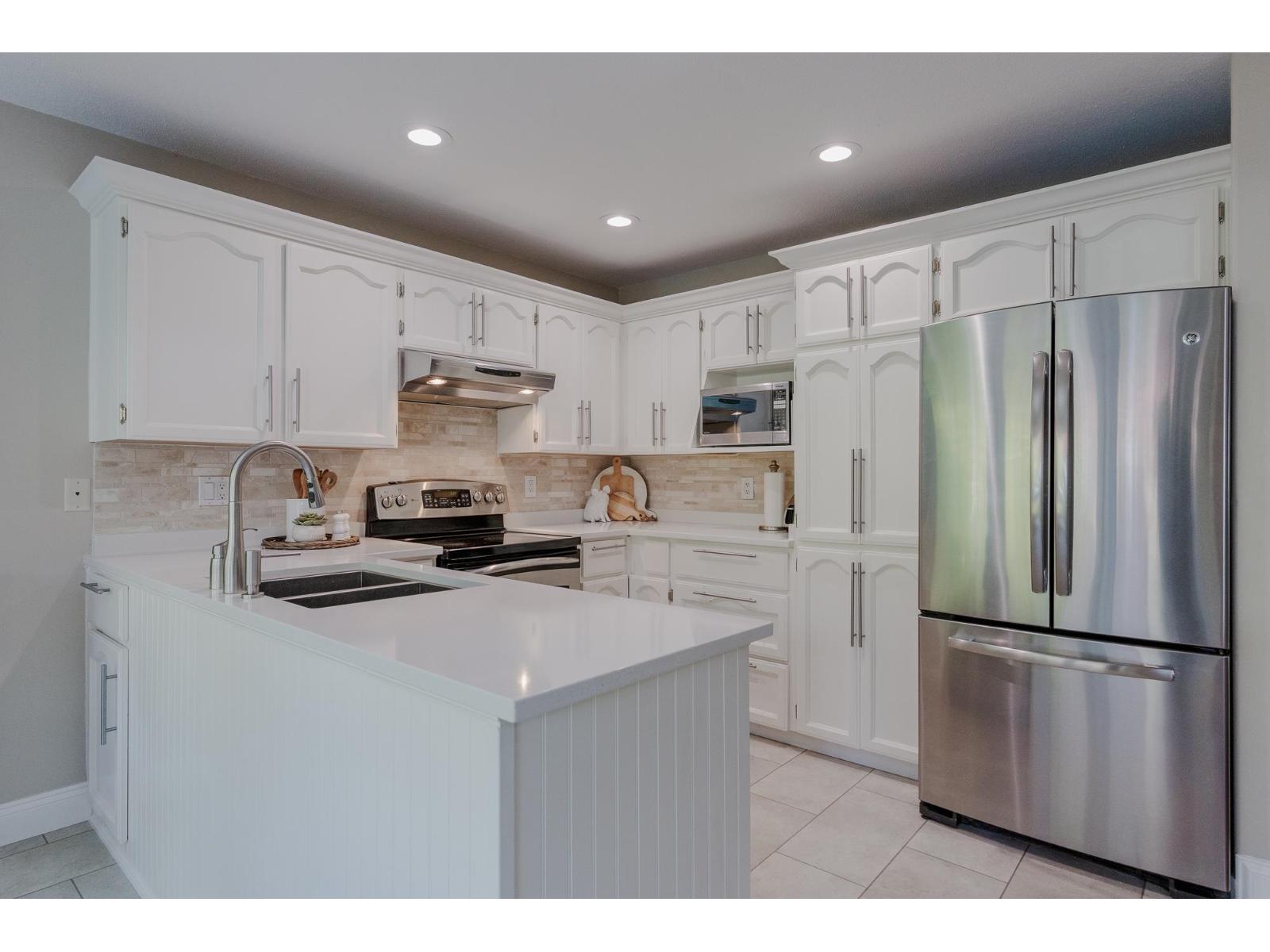 18559 62 Avenue, Surrey, British Columbia  V3S 7R1 - Photo 7 - R3062638