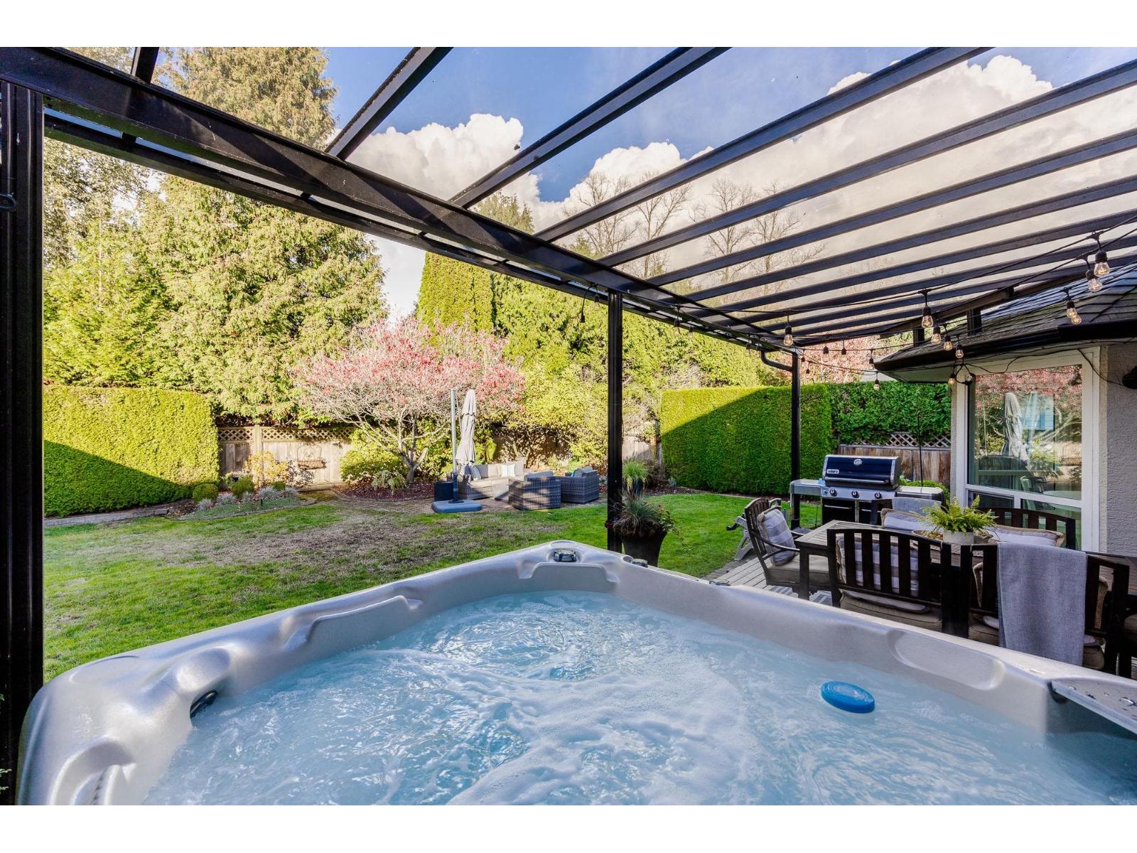 18559 62 Avenue, Surrey, British Columbia  V3S 7R1 - Photo 2 - R3062638