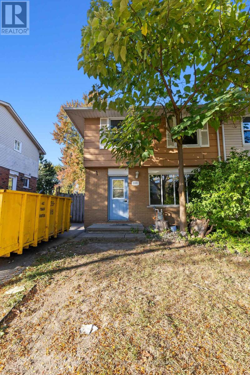 1333 Limberlost Road, London North, Ontario  N6G 2W4 - Photo 2 - X12486587