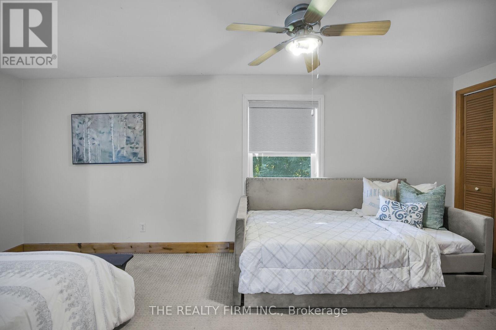 3692 Beverly Glen, Plympton-Wyoming, Ontario  N0N 1E0 - Photo 21 - X12486612