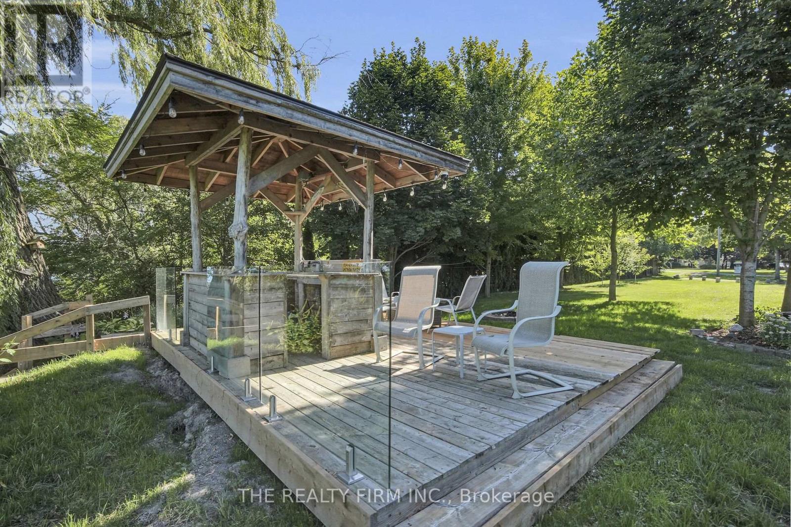 3692 Beverly Glen, Plympton-Wyoming, Ontario  N0N 1E0 - Photo 35 - X12486612