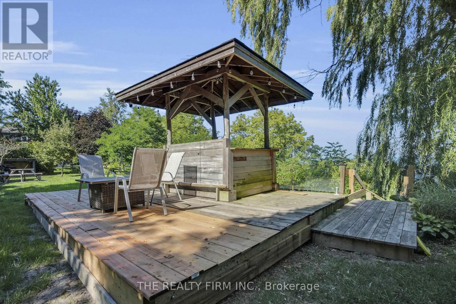 3692 Beverly Glen, Plympton-Wyoming, Ontario  N0N 1E0 - Photo 36 - X12486612