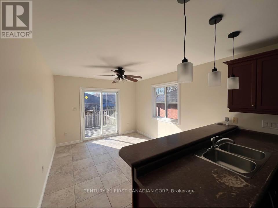 1813 Dalmagarry Drive, London North, Ontario  N6G 0A6 - Photo 12 - X12486614