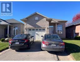 1813 DALMAGARRY DRIVE, London North, Ontario