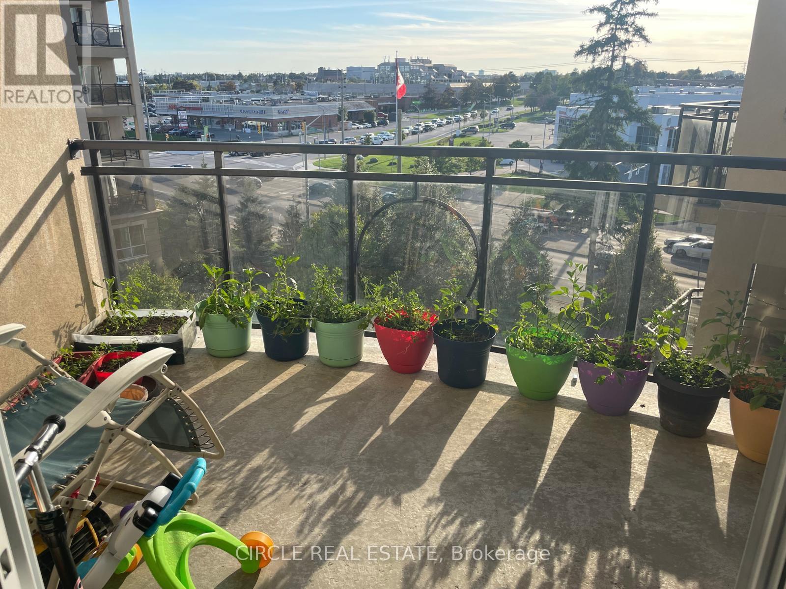 505 - 8 Maison Parc Court, Vaughan, Ontario  L4J 9K5 - Photo 16 - N12486524