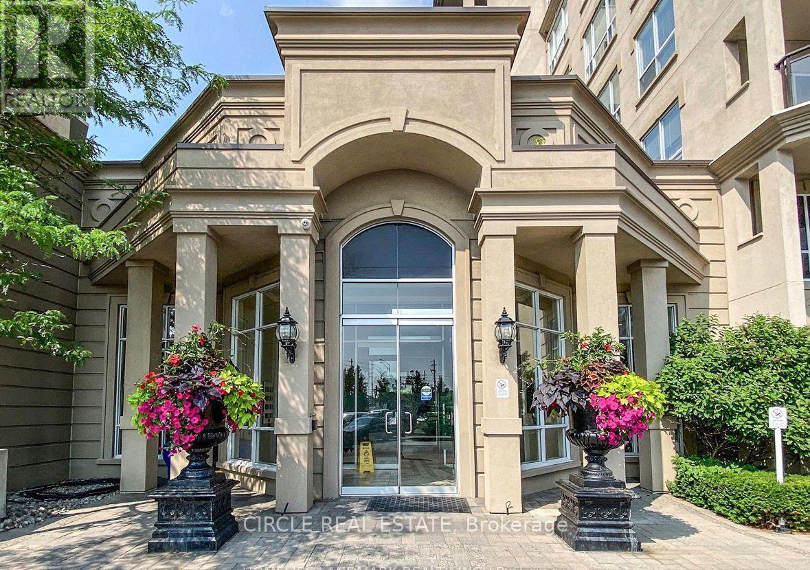 505 - 8 Maison Parc Court, Vaughan, Ontario  L4J 9K5 - Photo 3 - N12486524