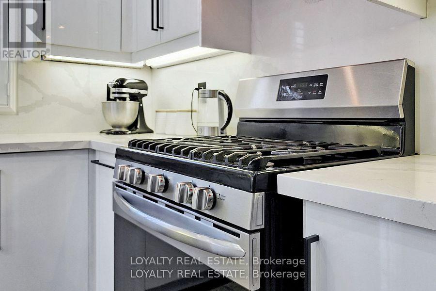 97 Song Bird Drive, Markham, Ontario  L3S 3T8 - Photo 18 - N12486539