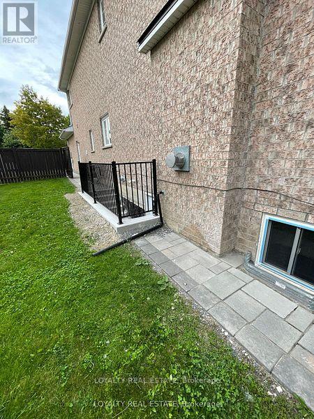 97 Song Bird Drive, Markham, Ontario  L3S 3T8 - Photo 41 - N12486539
