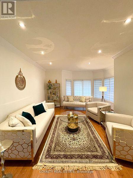 97 Song Bird Drive, Markham, Ontario  L3S 3T8 - Photo 9 - N12486539