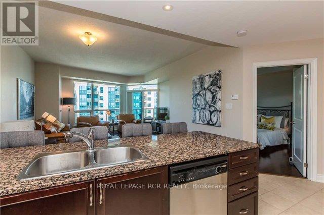 1403 - 37 Ellen Street, Barrie (City Centre), Ontario  L4N 6E9 - Photo 12 - S12486537