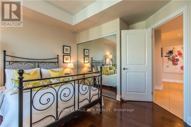 1403 - 37 Ellen Street, Barrie (City Centre), Ontario  L4N 6E9 - Photo 18 - S12486537