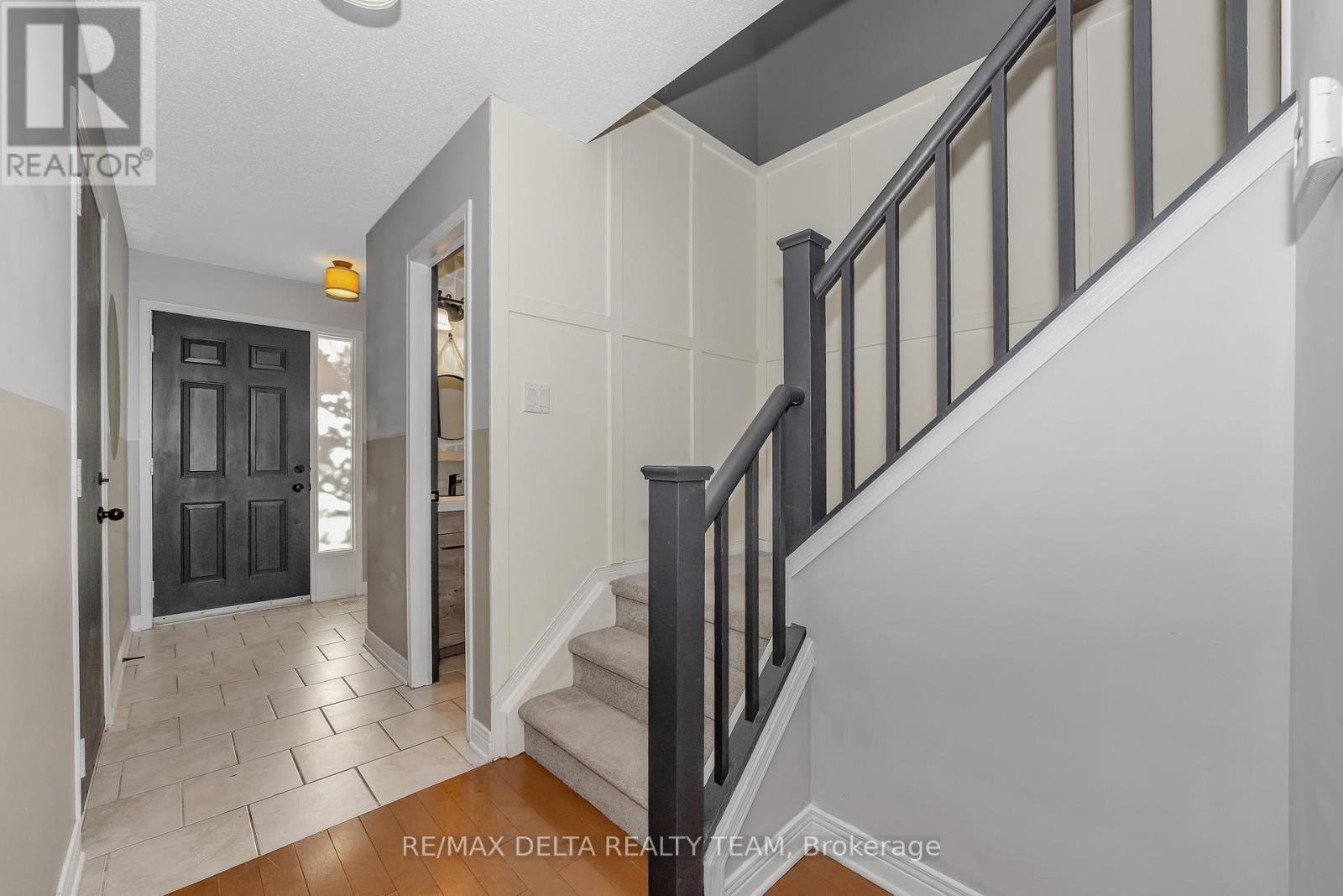 1423 Caravel Crescent, Ottawa, Ontario  K1E 3P5 - Photo 12 - X12486558