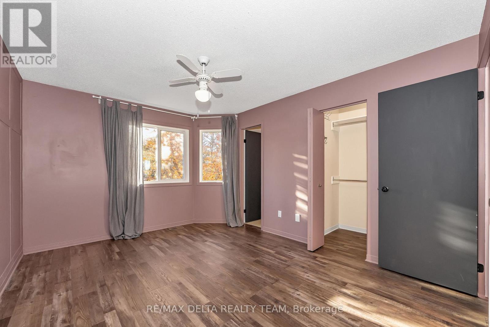 1423 Caravel Crescent, Ottawa, Ontario  K1E 3P5 - Photo 13 - X12486558