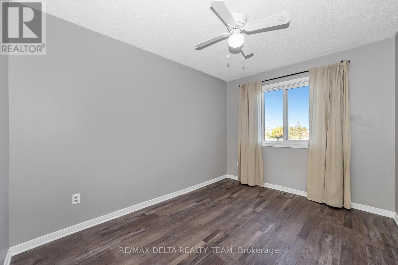 1423 Caravel Crescent, Ottawa, Ontario  K1E 3P5 - Photo 16 - X12486558