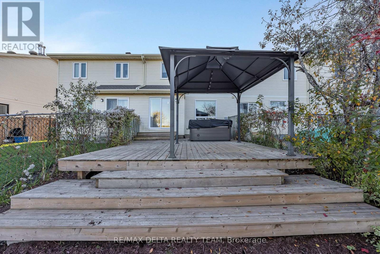 1423 Caravel Crescent, Ottawa, Ontario  K1E 3P5 - Photo 31 - X12486558