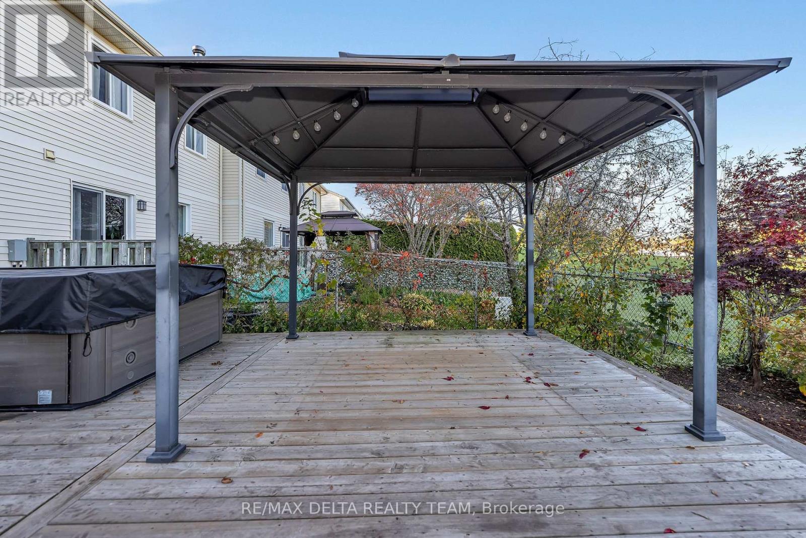 1423 Caravel Crescent, Ottawa, Ontario  K1E 3P5 - Photo 32 - X12486558