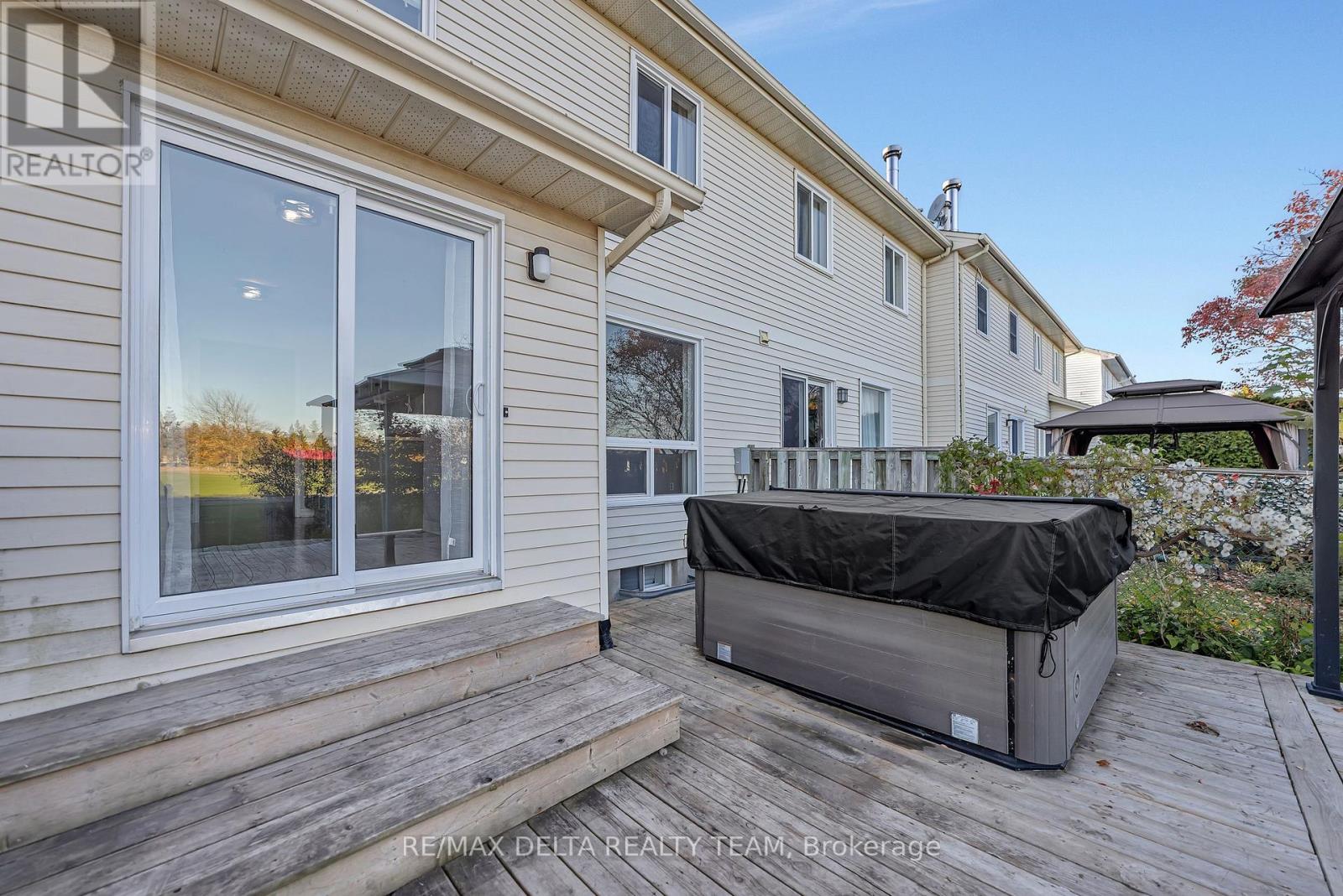 1423 Caravel Crescent, Ottawa, Ontario  K1E 3P5 - Photo 33 - X12486558