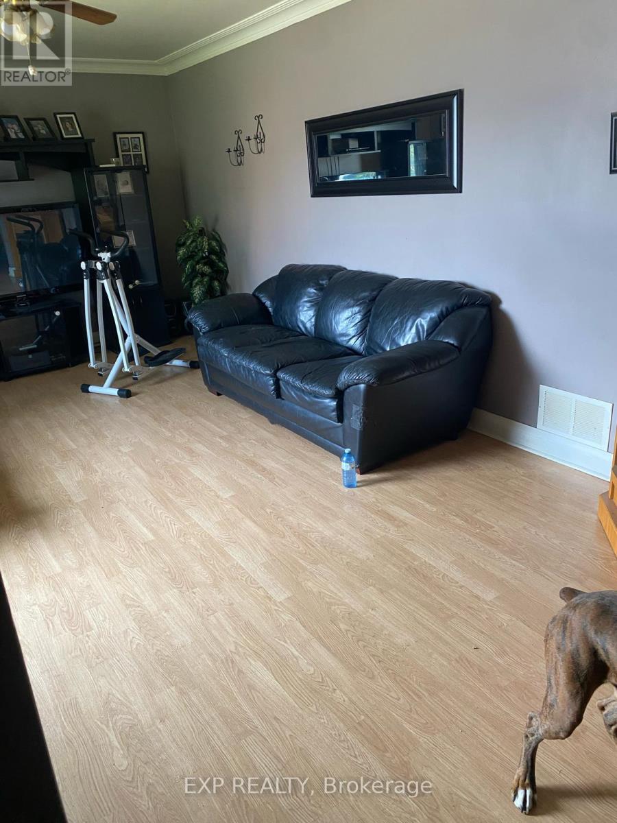 501 Mcconnell Avenue, Cornwall, Ontario  K6H 4L9 - Photo 3 - X12486624